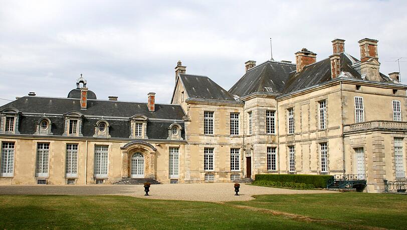 Ein Rückzugsort: das Schloss der du Châtelet, Cirey-sur-Blaise in der Champagne. Ein Rückzugsort: das Schloss der du Châtelet, Cirey-sur-Blaise in der Champagne.