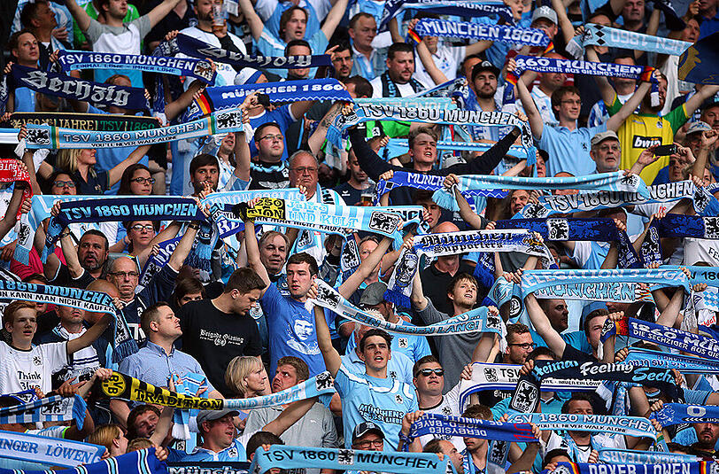 Die Treuen aus der Kurve. Aber wie lange machen die Löwenfans das Chaos in Giesing noch mit?