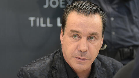 Till Lindemann ist nicht an Covid-19 erkrankt.