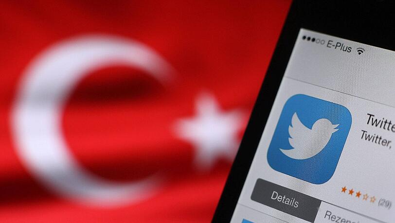 Abgeschaltet: Twitter ist in der Türkei geblockt - von der Regierung. Abgeschaltet: Twitter ist in der Türkei geblockt - von der Regierung.