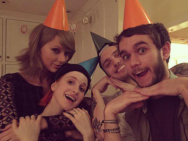 Taylor (li.o.) und Zedd (re.u.) albern herum