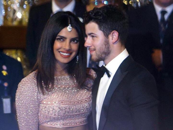 Priyanka Chopra und Nick Jonas haben ein neues Familienmitglied: den Deutschen Schäferhund Gino.