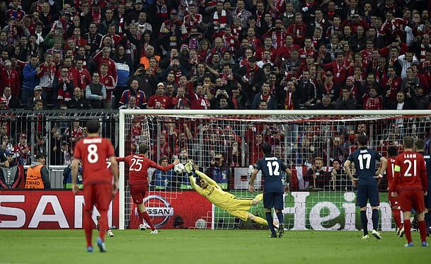 2016 versagten Thomas Müller gegen Atlético Madrid am Punkt die Nerven.