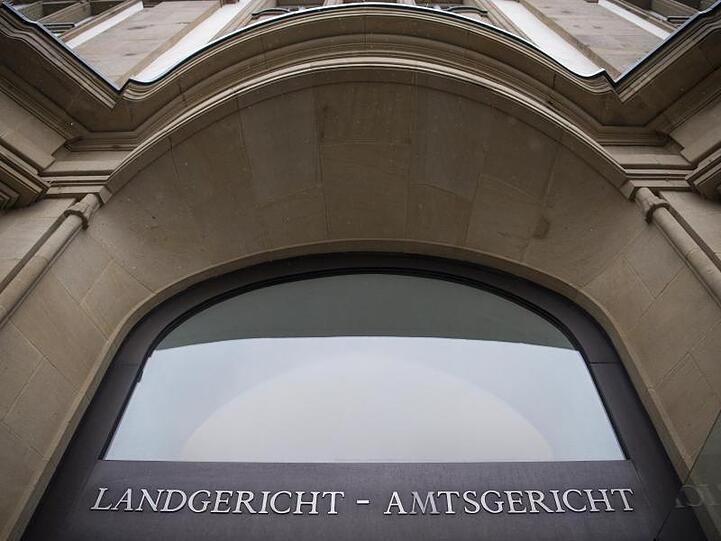 Die Richter am Landgericht Duisburg haben geurteilt: lebenslange Haft für den 40-jährigen Täter.