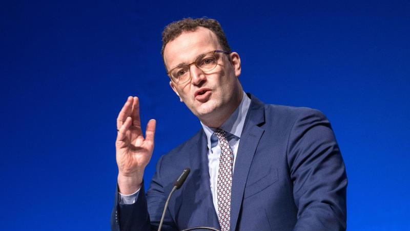 Jens Spahn (CDU), Bundesminister für Gesundheit, will gegen Lieferengpässe bei Medikamenten vorgehen. Jens Spahn (CDU), Bundesminister für Gesundheit, will gegen Lieferengpässe bei Medikamenten vorgehen.