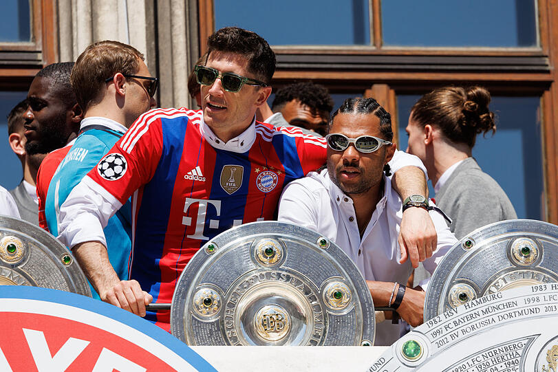 Zukunft ungewiss: Serge Gnabry und Robert Lewandowski (l.).