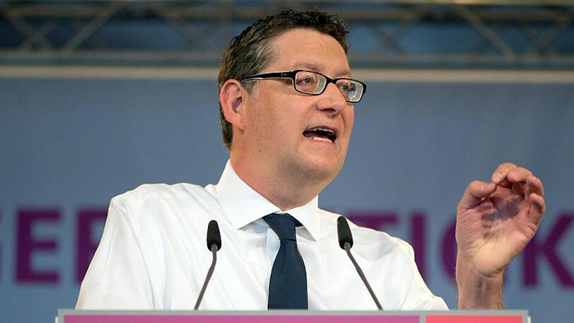 Übt nach der Niederlage bei der Landtagswahl in Schleswig-Holstein Kritik an Ministerpräsident Torsten Albig: der stellvertretende SPD-Vorsitzende Thorsten Schäfer-Gümbel.