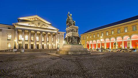Auch die Staatsoper muss dringend saniert werden.