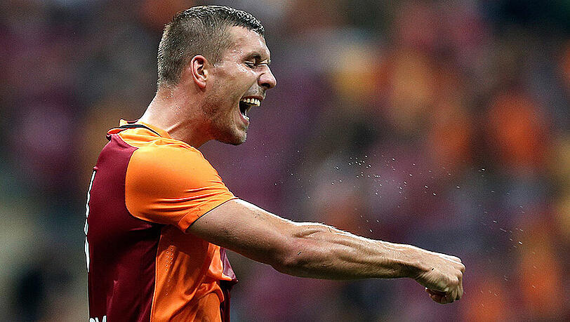 Ein neuer Coach für Lukas Podolski. Ein neuer Coach für Lukas Podolski.