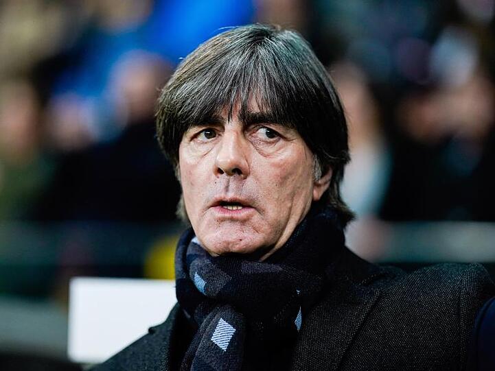 Sortierte Anfang März drei 2014-Weltmeister aus: Bundestrainer Joachim Löw.