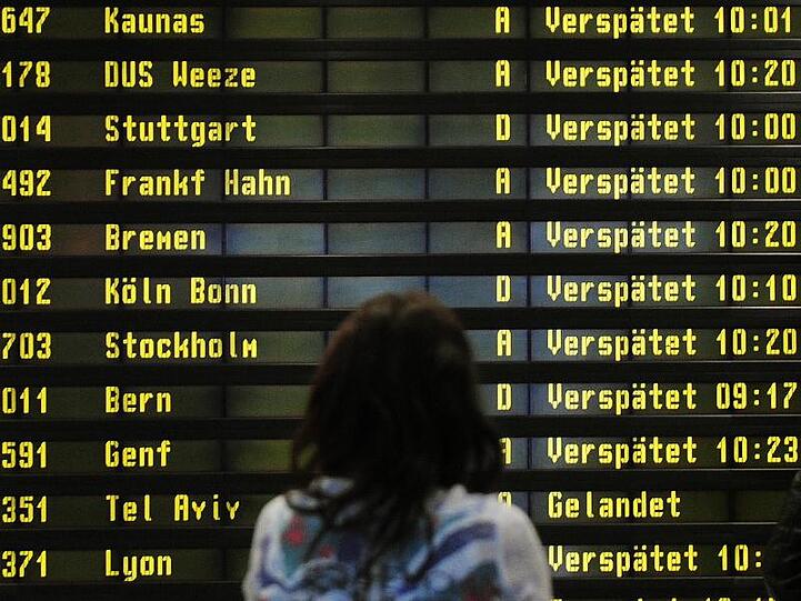 Die durchschnittliche Verspätung pro Flug betrug im ersten Halbjahr 2019 12 Minuten - statt 14,1 Minuten ein Jahr zuvor.