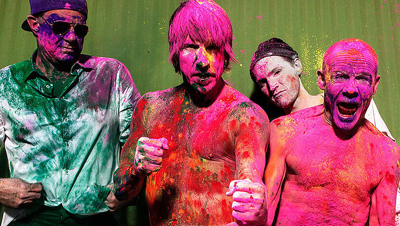 „The Getaway“, das elfte Red Hot Chili Peppers-Album landete in Deutschland gleich auf Platz 2 der Albumcharts. „The Getaway“, das elfte Red Hot Chili Peppers-Album landete in Deutschland gleich auf Platz 2 der Albumcharts.