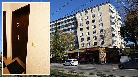 In dieser Wohnanlage in Schwabing-West hat sich das Familiendrama ereignet. Die Wohnungstür (kleines Foto) ist versiegelt.