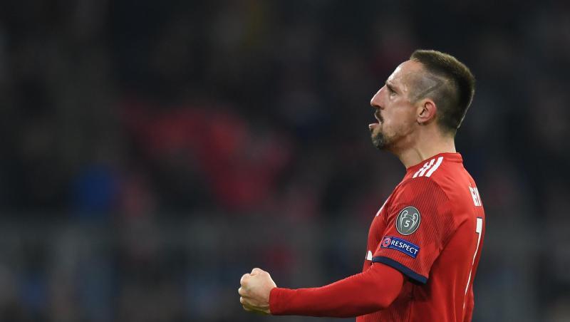 Torschütze Franck Ribery, FC Bayern, jubelt über sein Tor zum 5:1. Foto: Matthias Balk Torschütze Franck Ribery, FC Bayern, jubelt über sein Tor zum 5:1. Foto: Matthias Balk