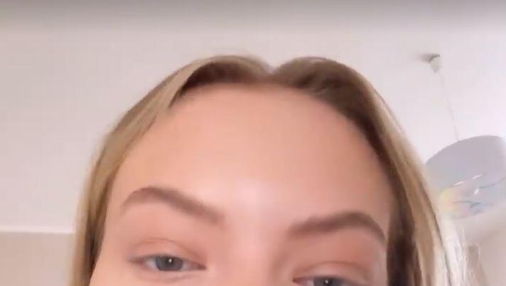 Eigenen Angaben zufolge sieht Cheyenne Ochsenknecht so ohne Lippen-Filler aus. Eigenen Angaben zufolge sieht Cheyenne Ochsenknecht so ohne Lippen-Filler aus.