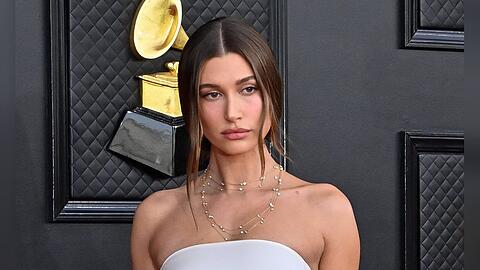 Auf den "Mini-Schlaganfall" folgte die Herzoperation bei Hailey Bieber.