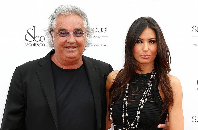 Der Sportmanager Flavio Briatore (62) ist mit Elisabetta Gregoraci (32) liiert.