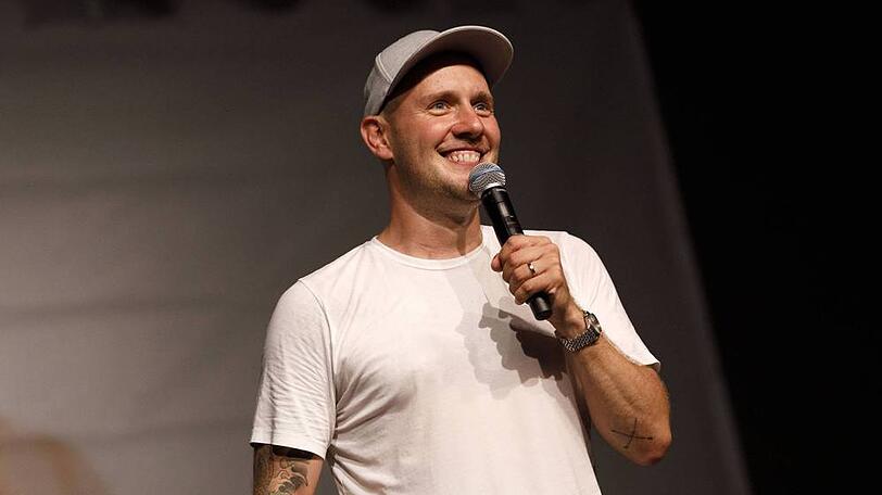 Oli P. bei einem Konzert im August 2019