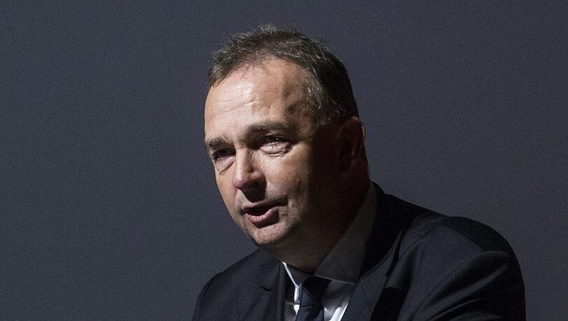 Karl Habsburg war von 1996 bis 1999 ÖVP-Abgeordneter des Europäischen Parlaments. Karl Habsburg war von 1996 bis 1999 ÖVP-Abgeordneter des Europäischen Parlaments.
