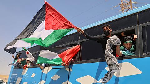 Aktivisten wollen am Grenzübergang Rafah gegen Israels Angriffe im Gazastreifen protestieren.