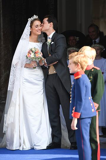 Traumhochzeit am Tegernsee - klicken Sie sich durch die Bilder der adeligen Vermählung von Sophie Herzogin von Württemberg und ihrem Comte Maximilien d&rsquo;Andigné!