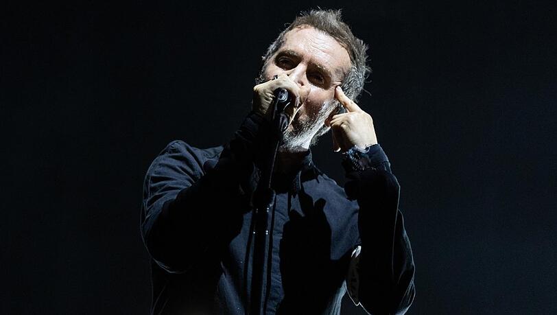 Robert "3D" Del Naja von Massive Attack darf nicht mehr nach Singapur. Robert "3D" Del Naja von Massive Attack darf nicht mehr nach Singapur.