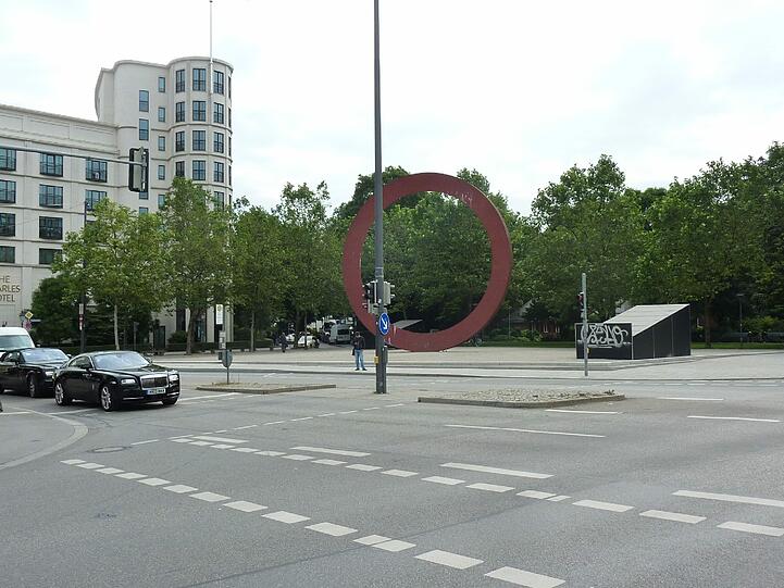 Neue Perspektive: Unter diesem Platz am Hauptbahnhof ist der Tiefbunker Luisenstraße.