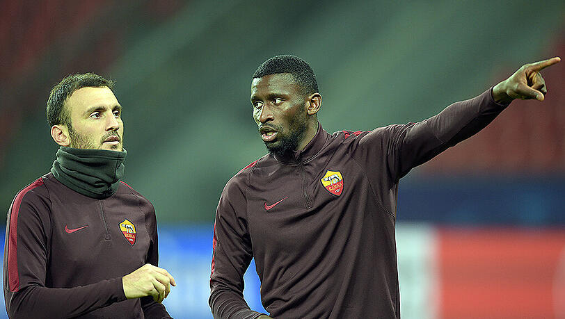 Im Visier der Bayern? Antonio Rüdiger (r.) vom AS Rom Im Visier der Bayern? Antonio Rüdiger (r.) vom AS Rom
