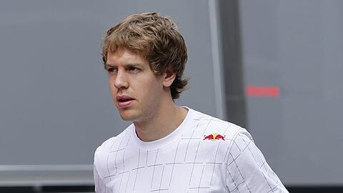 Sebastian Vettel holt sich ganz entspannt die Pole ab.