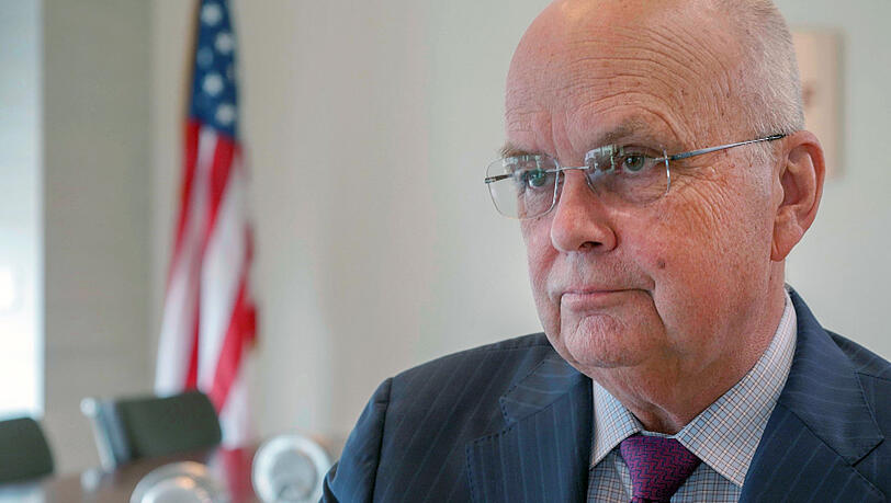 Michael Hayden war jahrelang an der Spitze der CIA. Er gibt Einblicke über die Machenschaften der Geheimdienste. Michael Hayden war jahrelang an der Spitze der CIA. Er gibt Einblicke über die Machenschaften der Geheimdienste.