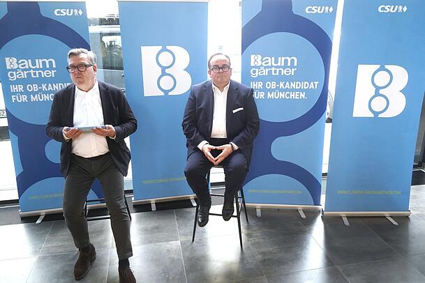 Ex-Bürgermeister Josef Schmid (links) leitet den Wahlkampf der CSU. Der wird so ähnlich wie zur Kommunalwahl 2014. Ex-Bürgermeister Josef Schmid (links) leitet den Wahlkampf der CSU. Der wird so ähnlich wie zur Kommunalwahl 2014.