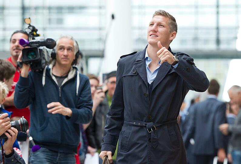 Der FC Bayern vor dem Abflug nach London - Bilder vom Flughafen München