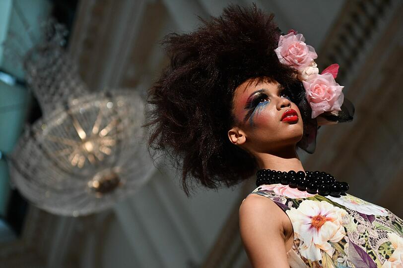 Harald Glööckler hat auf der Berlin Fashion Week seine neue Kollektion präsentiert.
