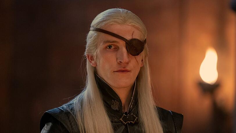 Ewan Mitchell prägte als Aemond Targaryen das Finale der ersten "House of the Dragon"-Staffel.