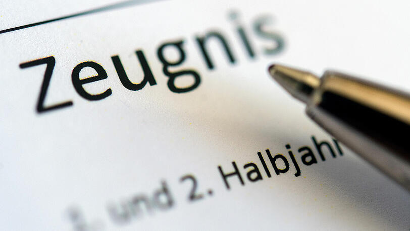 Für die bayerischen Schüler ist der Freitag Zeugnis-Tag. Für die bayerischen Schüler ist der Freitag Zeugnis-Tag.