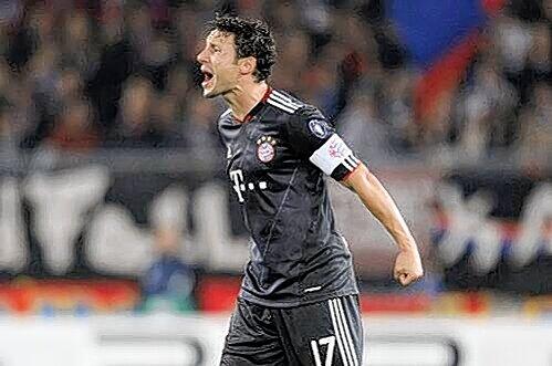 Ist zurück auf dem Trainingsplatz: Mark van Bommel