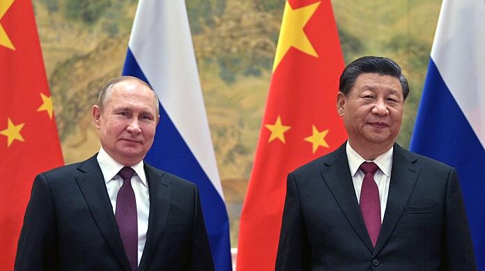 Die Anti-G7: der chinesische Präsident Xi Jinping (r.) und KremlchefWladimir Putin unlängst beim Gipfel der ShanghaiKooperationsorganisation.