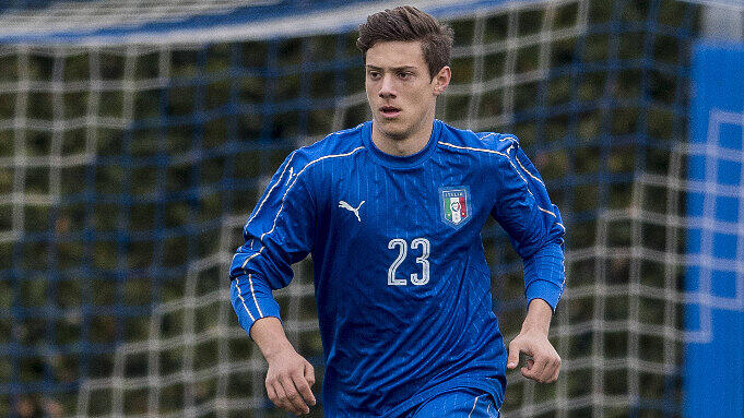 Gabriele Corbo: Auch die Serie-A-Klubs Juventus Turin und Inter Mailand sind an einer Verpflichtung des italienischen U18-Nationalspielers interessiert.