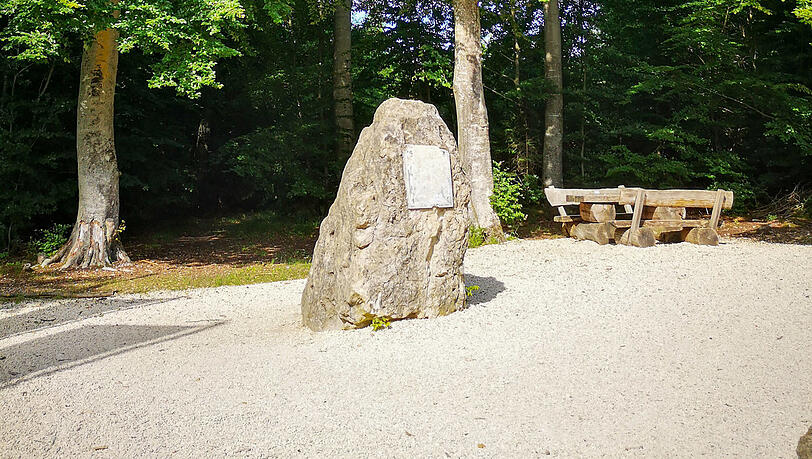 Der absolute Mittelpunkt des Freistaats. Der absolute Mittelpunkt des Freistaats.