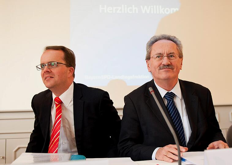 SPD-Spitzenkandidat Christian Ude und Landtagsfraktionschef Markus Rinderspacher haben die bayerischen Sozialdemokraten auf einen harten Kampf um die Macht im Freistaat eingeschworen.