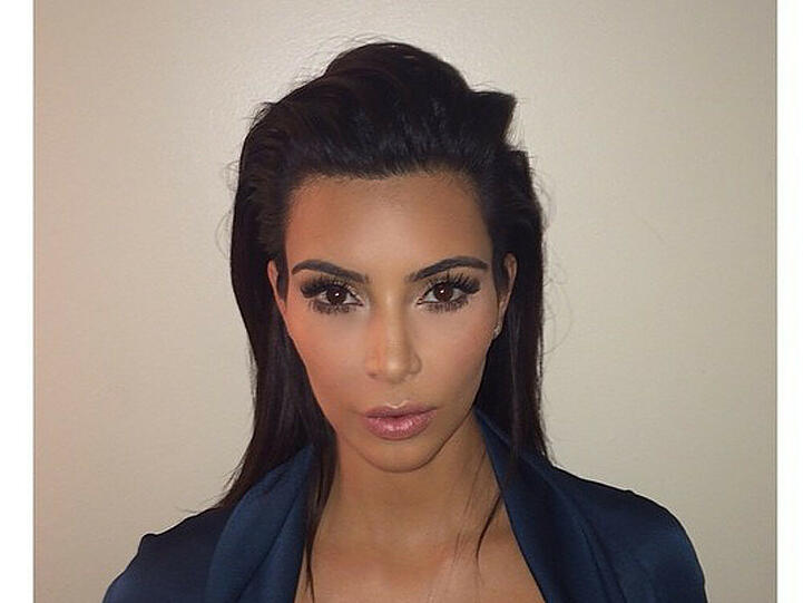 Selbst auf ihrem Passbild verzichtet Kim Kardashian nicht auf reichlich Dekolleté