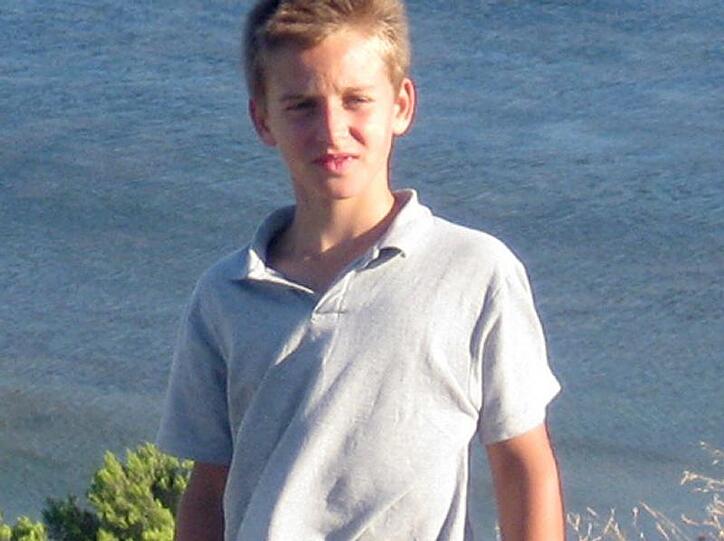 Mit diesem Fahndungsfoto sucht die Polizei nach dem kleinen Mirco