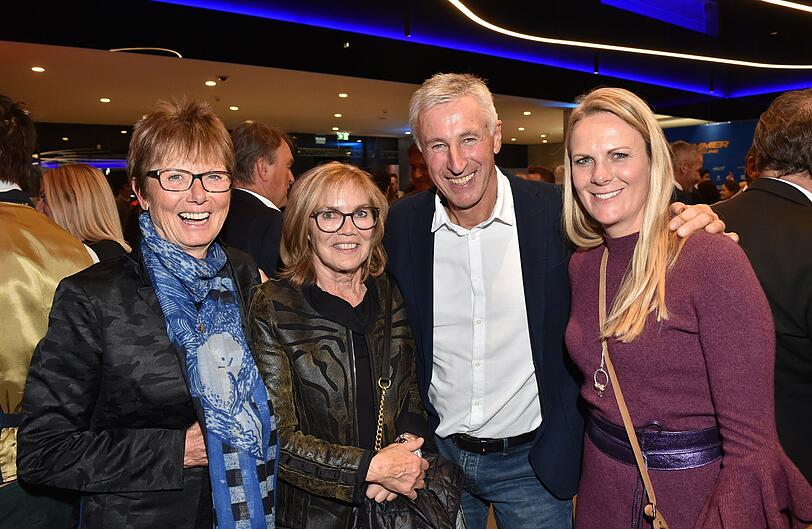 Annemarie Moser Pröll,  Brigitte Totschwig Habersatter, Leo Stock und Nicole (Niki) Hosp