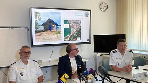 Am Ammersee wurde der Rucksack des mutmaßlichen Täters gefunden.