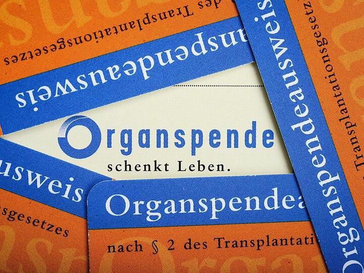 Organspendeausweise im Scheckkartenformat der Bundeszentrale für gesundheitliche Aufklärung .
