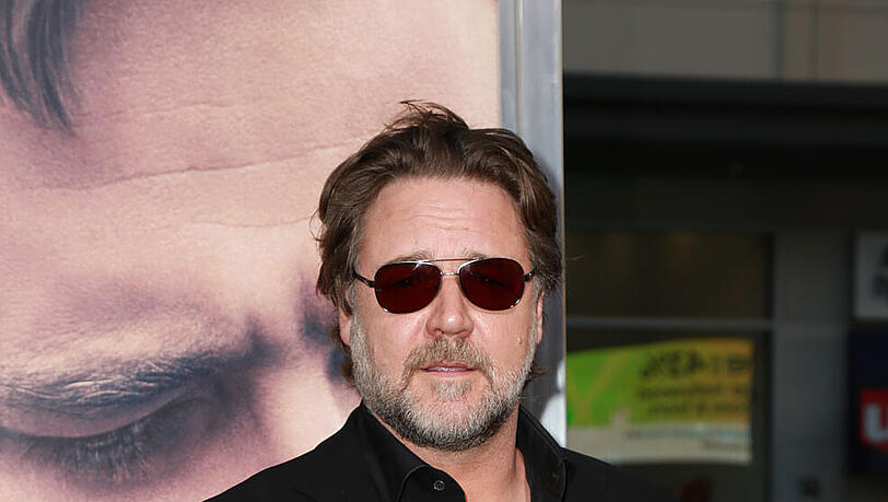 Russell Crowe wiegt derzeit 98 Kilo. Russell Crowe wiegt derzeit 98 Kilo.