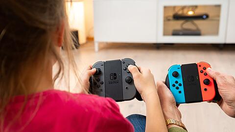 Der europäische Verbraucherverband Beuc hat sich bei der Kommission wegen der defekten Joy-Con-Controller der Spielekonsole Nintendo Switch beschwert.