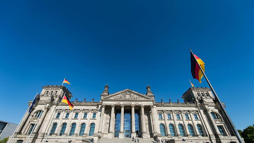 Die Hintergründe des Cyber-Angriffs auf den Bundestag sind noch nicht bekannt. Die Hintergründe des Cyber-Angriffs auf den Bundestag sind noch nicht bekannt.