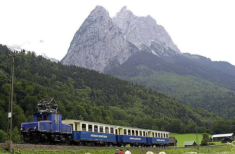 Der Betrieb der Bayerischen Zugspitzbahn wurde für den gesamten Donnerstag eingestellt.