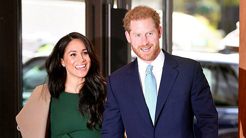 Prinz Harry und Herzogin Meghan haben im Mai 2018 geheiratet und sind jetzt zum zweiten Mal Eltern geworden.